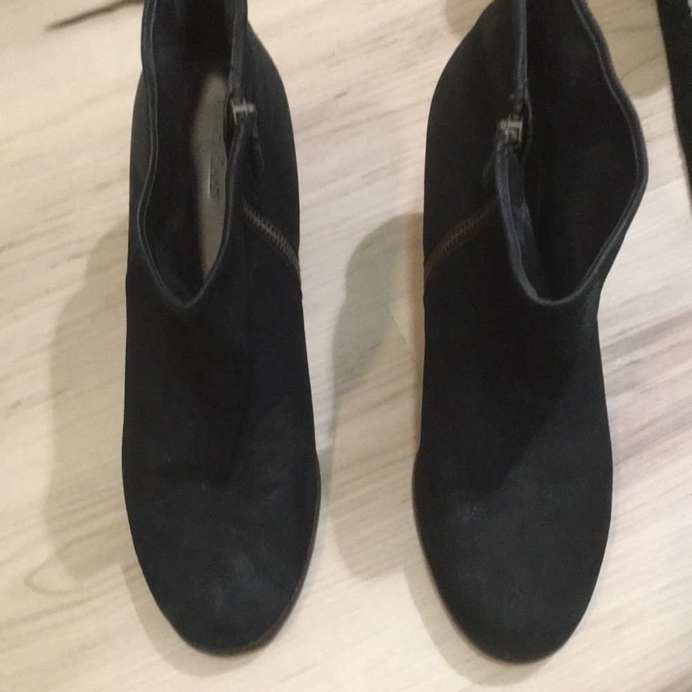Cole Haan women’s size 10B heels